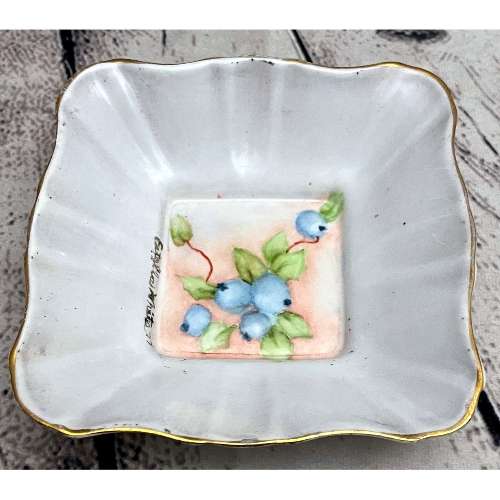 Royal Albert Val D'Or Bone China England Trinket Dish-Hand Painted Blueberries